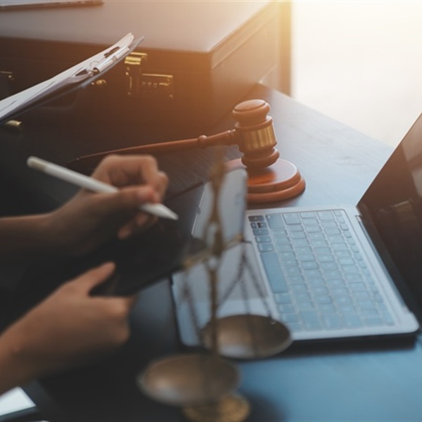 How Does Electronic Service of Process Impact Personal Injury Cases?