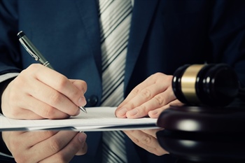Serving Subpoenas Across State Lines: How Law Firms Can Ensure Compliance